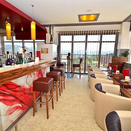 Отель G.H. Knoll "Proellhofer" Cafe Bar Hills Фладниц-ан-дер-Тайхальм Экстерьер фото